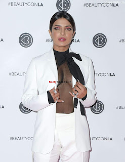 Priyanka Chopra in Transparent Top Spicy Pics ~  bollycelebs.in Exclusive Pics 002