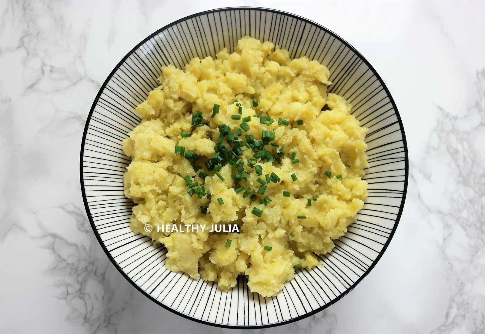 ÉCRASÉE DE POMMES DE TERRE À L'HUILE D'OLIVE #VEGAN - Healthy Julia