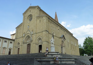 Duomo de Arezzo o catedral de San Donato.