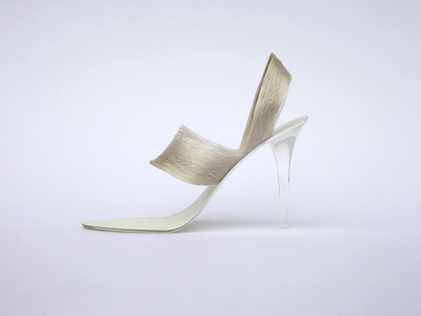 The Well-Appointed Catwalk: Lei Zu Deconstructed Silk Shoes by Nicole ...