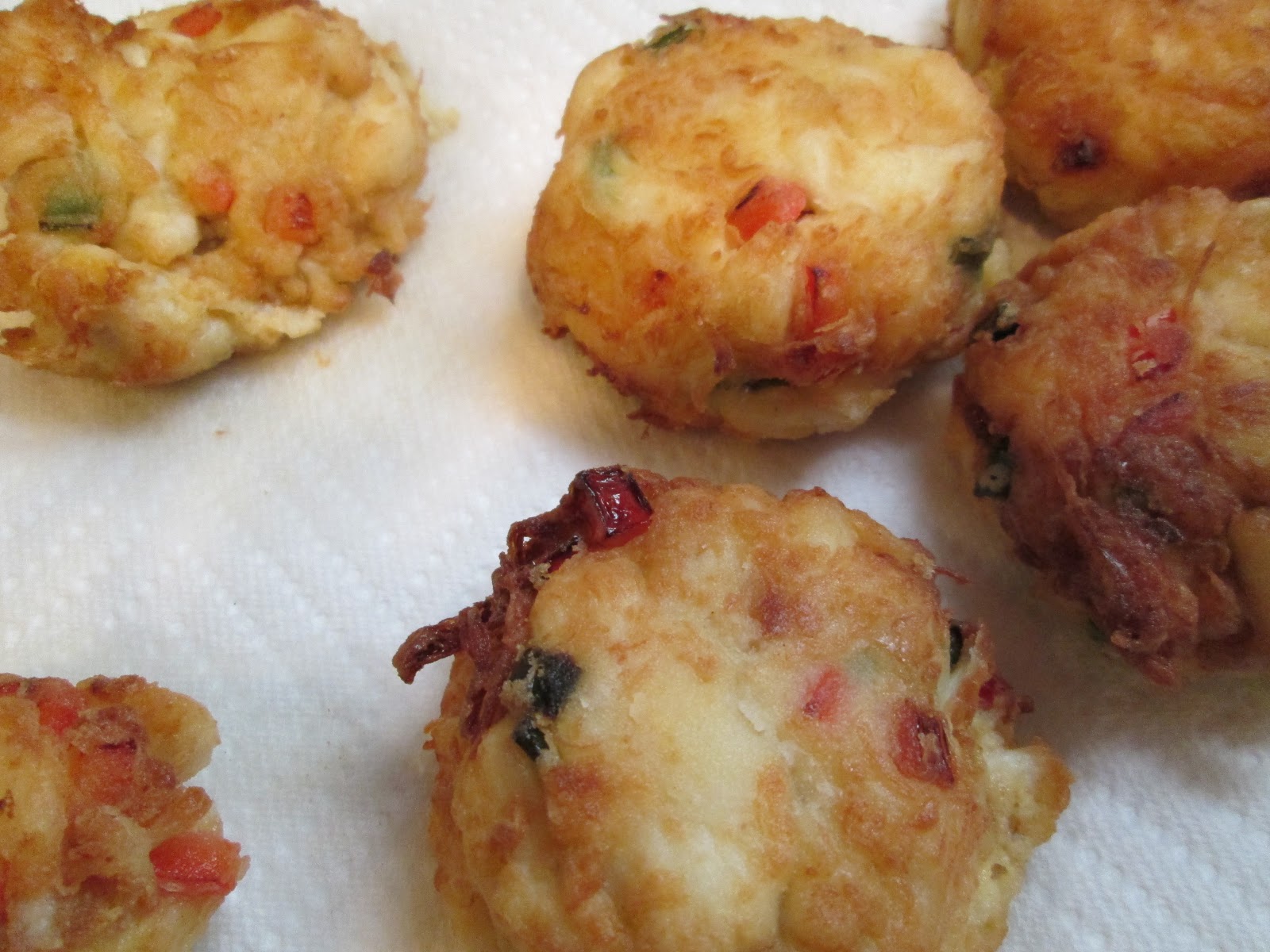 roommom27 Crab Cakes With Lemon Dill Sauce