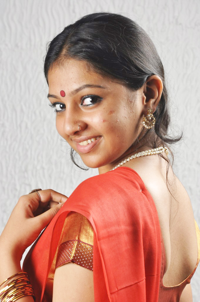 Latest Film News Online Actress Photo Gallery Kumki Tamil Movie 2011