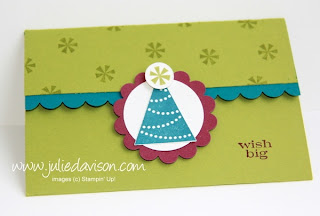 http://juliedavison.blogspot.com/2012/12/birthday-double-pocket-gift-card-holder.html