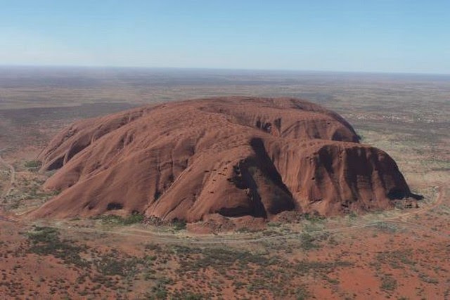 95. Ayers Rock (Yulara, Australia)
