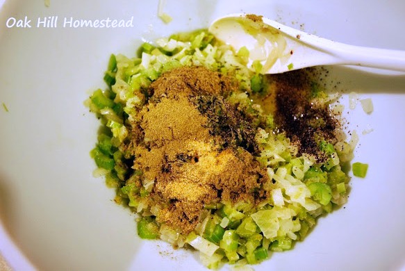 How To Make Your Holiday Dinner Simple With Crockpot Stuffing Oak how-to-make-your-holiday-dinner-simple-with-crockpot-stuffing-oak