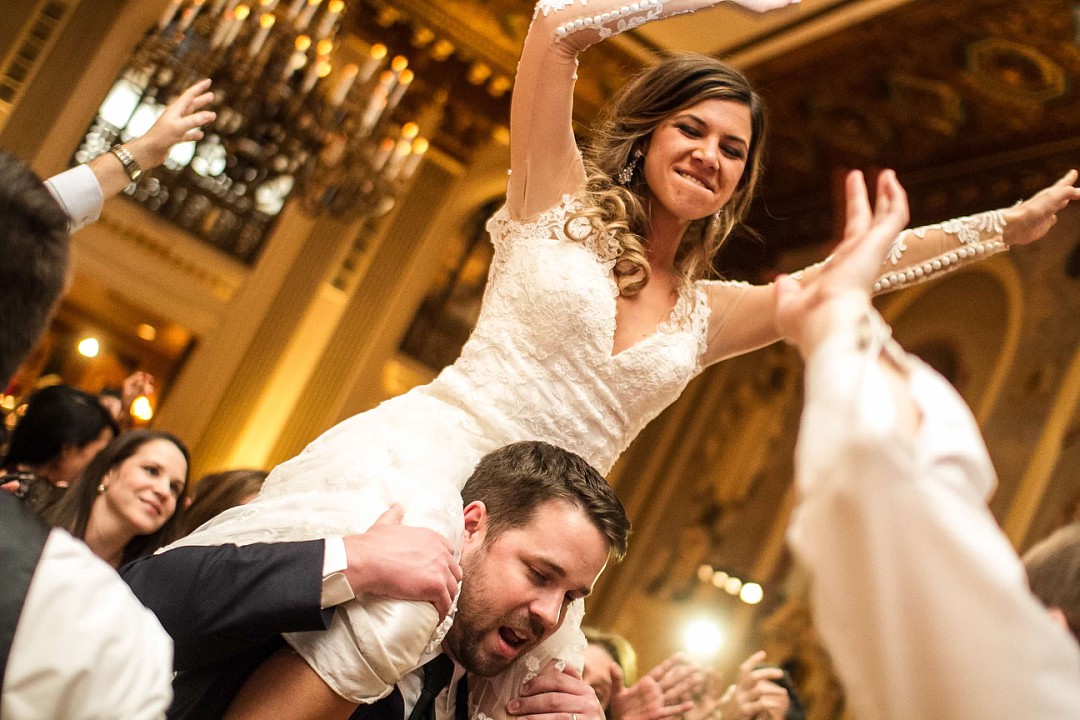 Janis Nowlan Band The Most Unforgettable Dance Party Of Your Life Wedding Bands Philadelphia Best Dance Party Reception Live Band Delaware Maryland New Jersey Pennsylvania