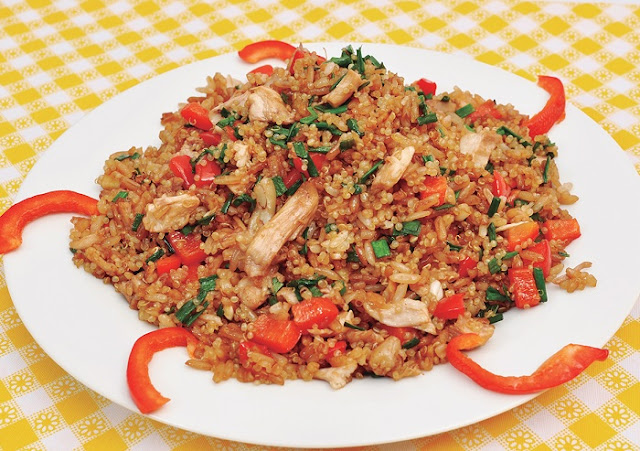 Chaufa de Quinua con Pollo