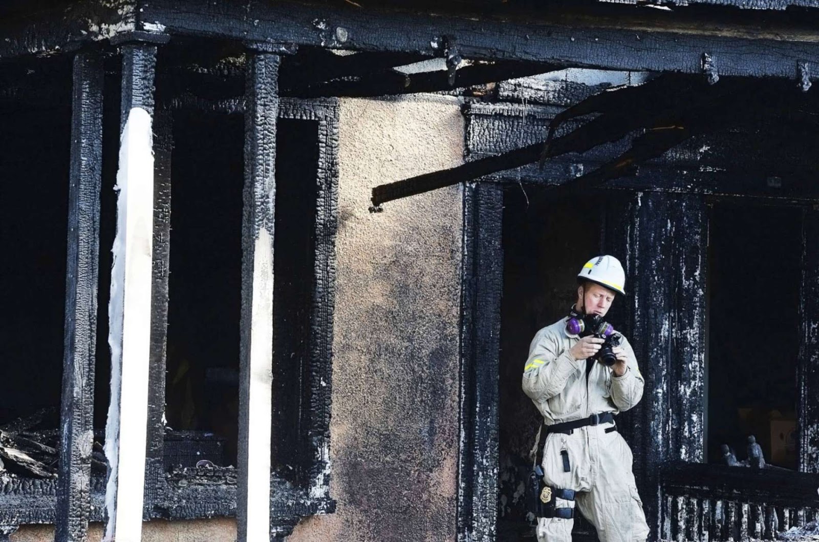 MEC&F Expert Engineers An overloaded power strip caused a fire that