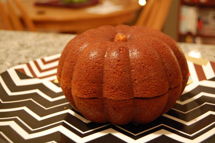 Berger Bakes Pumpkin Bundt Cake