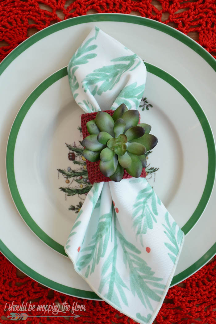DIY Succulent Napkin Rings | Make these simple napkin rings (they start from a paper towel roll) to give your holiday table a little extra special touch! 
