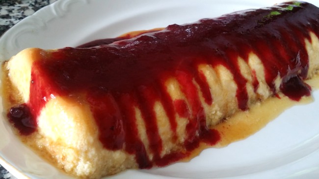 Flan De Melocotón Con Coulis De Cerezas
