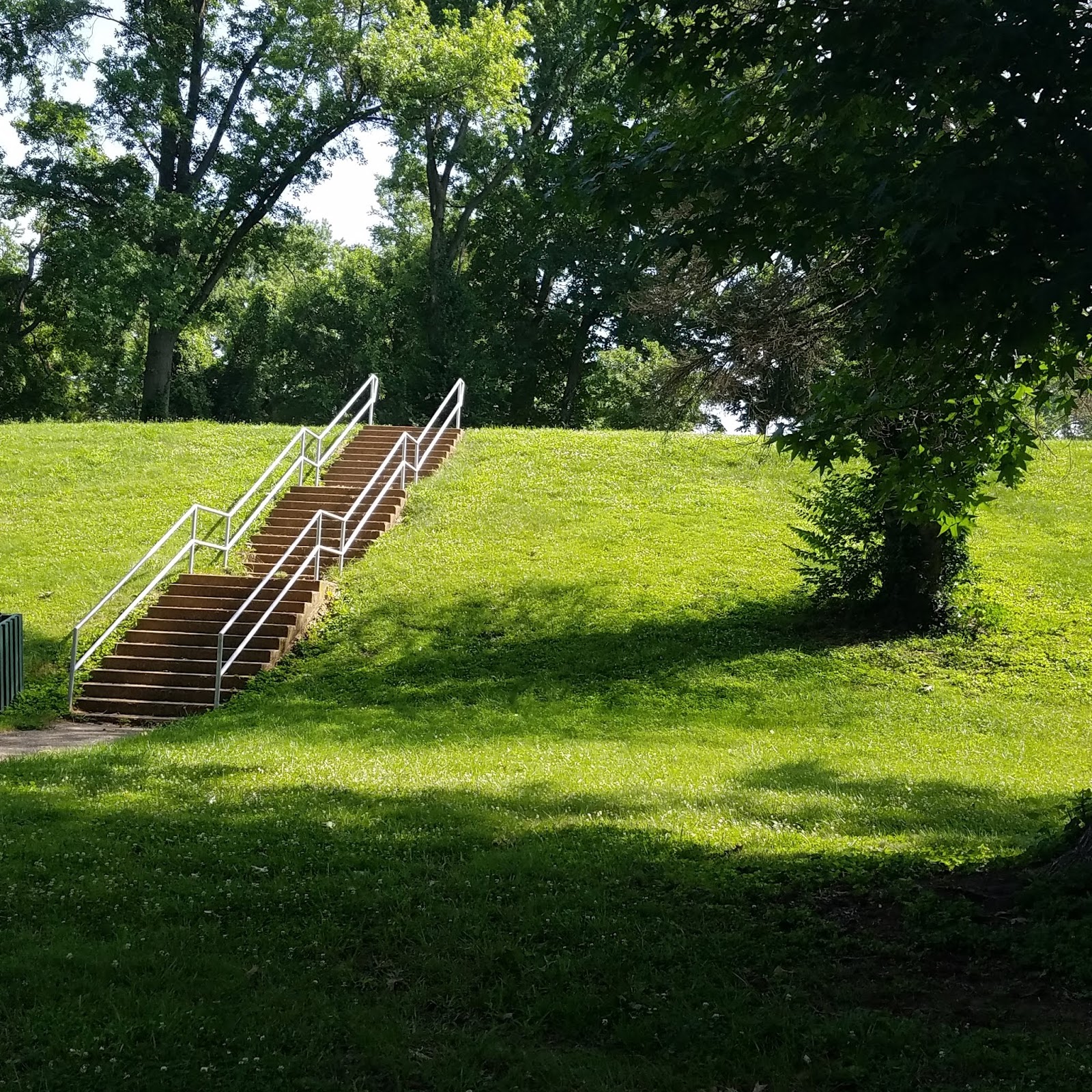 Play St. Louis Dellwood Park, Dellwood