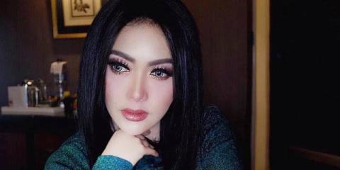 5 Foto Perbandingan Masa Muda Luna Maya VS Syahrini, Cantik Mana? Ada