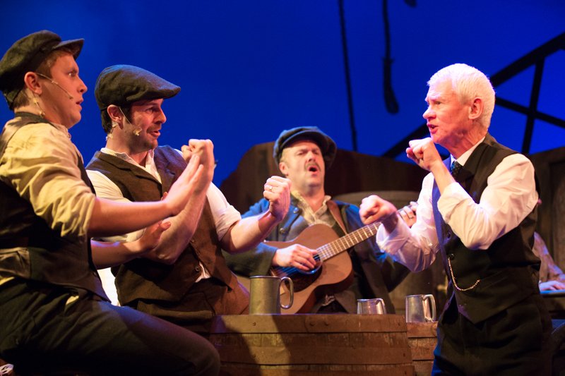 Spikemike...is breaking a leg Geordie the Musical Review Tyne Theatre