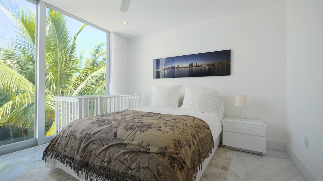 Tour 120 N Hibiscus Dr, Miami Beach FL vs. 40 Interior Design Photos