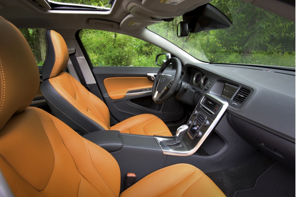 Volvo S60 T5 Engine