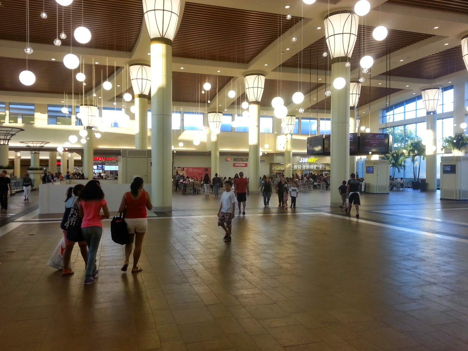 Gerber s World The Mall At Bay Plaza What A Mall Shouldn t Be gerber-s-world-the-mall-at-bay-plaza-what-a-mall-shouldn-t-be