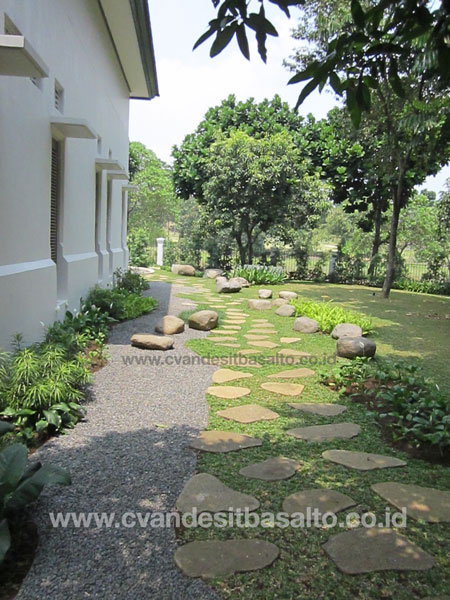 batu alam untuk lantai taman
