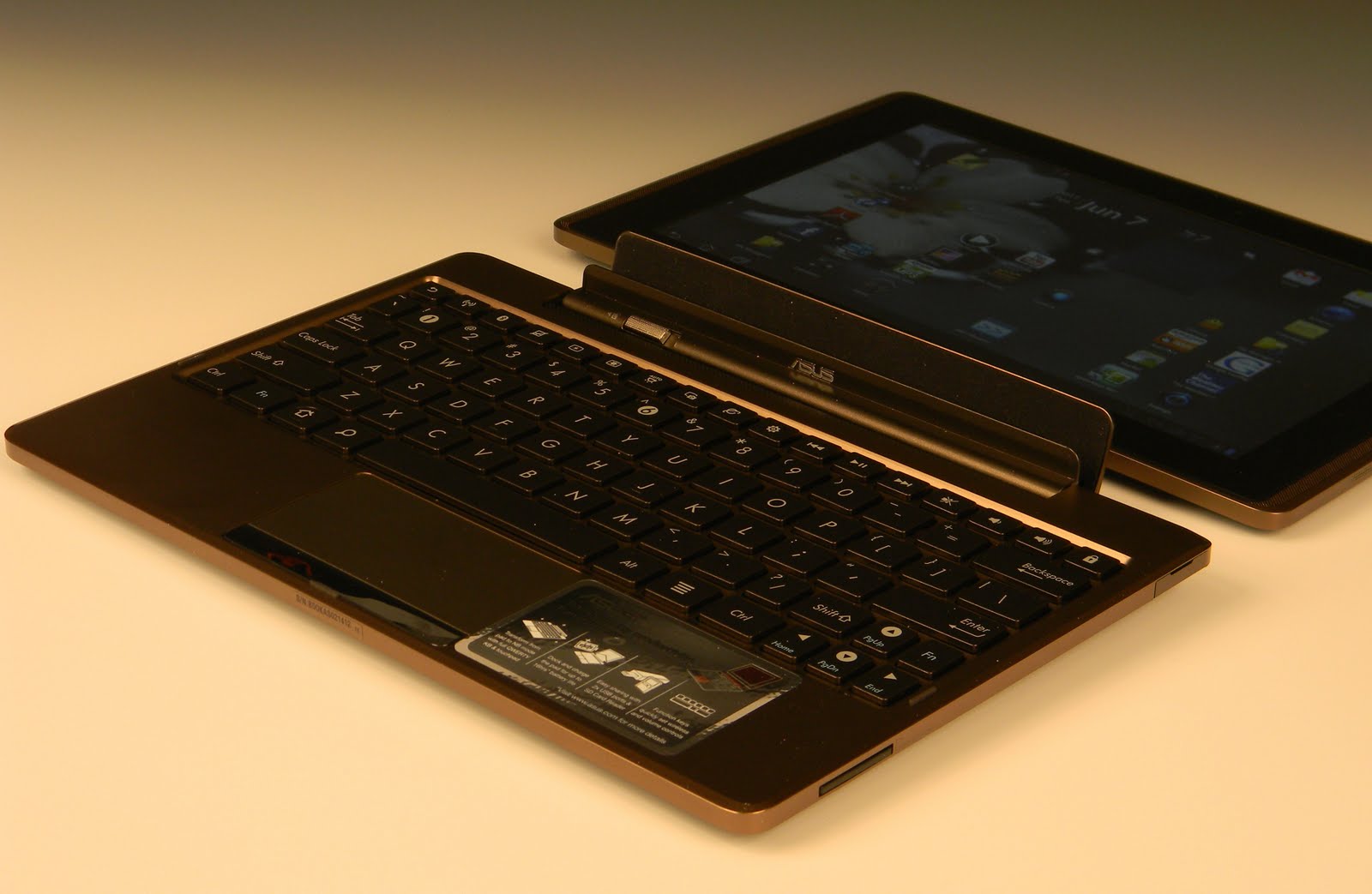 4th Dimension Thinking Asus Transformer Keyboard Dock. With Photos.