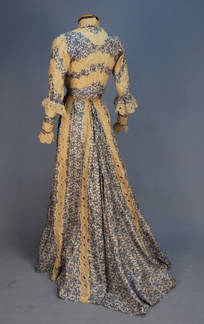 i love historical clothing: high neck gown 1902