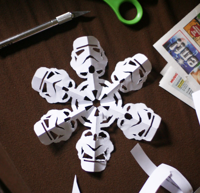 star-wars-snowflake-paper-cut-outs