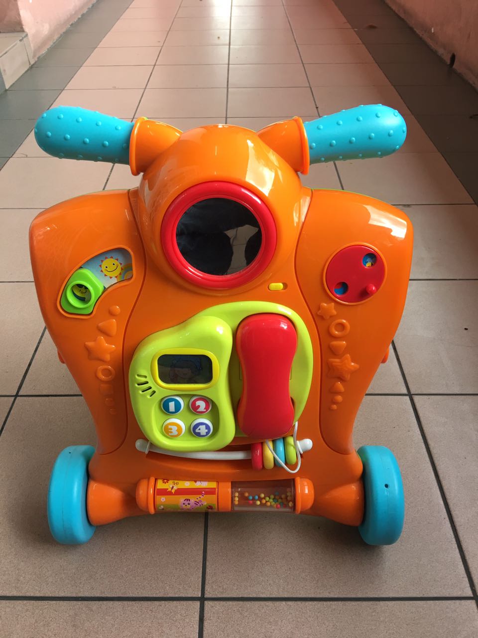 bruin 2 in 1 activity table