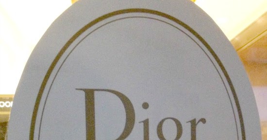 urban flip flops: Dior at Harrods