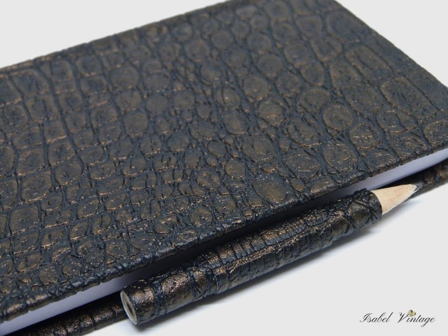 libreta-lapicero-papel-pintado