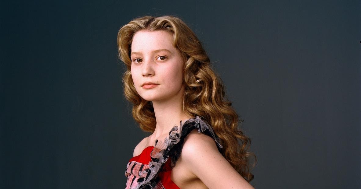 Couture et babioles Robe "Alice de coeur au chapeau fou"