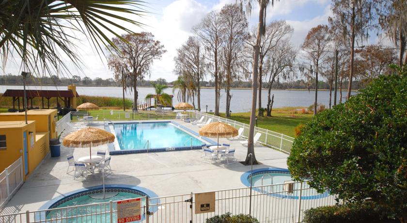 Florida Hotels Reservation Howard Johnson Express Inn