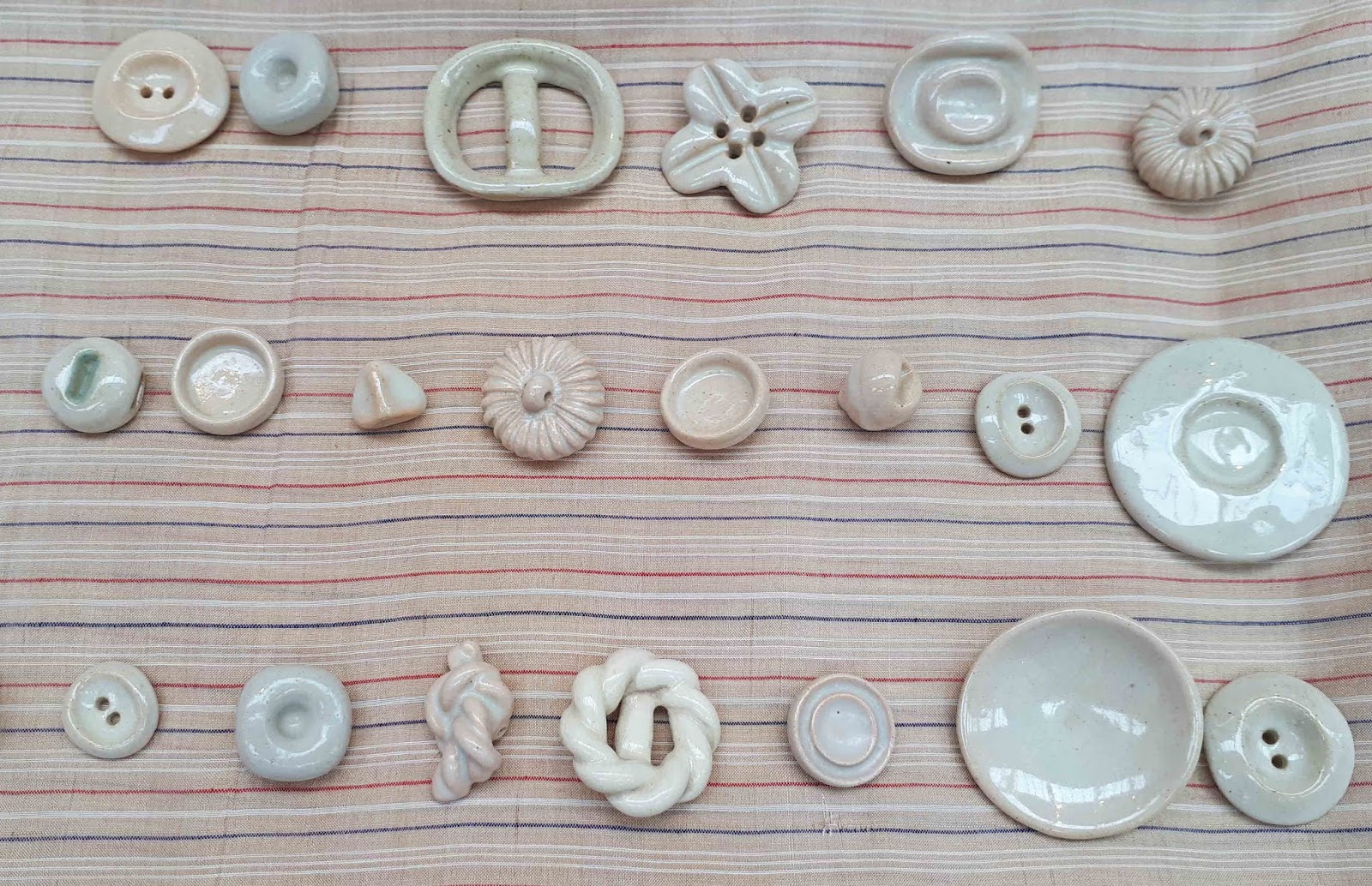 Hippystitch Lucie Rie Ceramics & Buttons at York Art Gallery