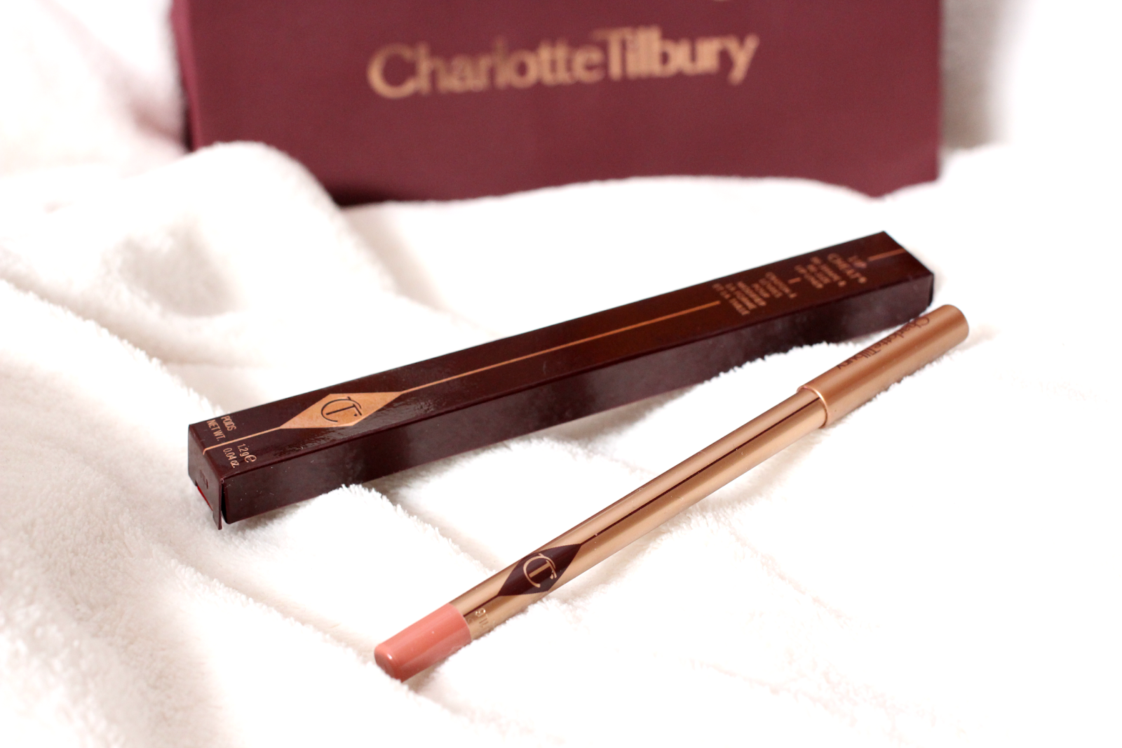 Charlotte Tilbury Pillow Talk Lip Cheat // Review + Swatch Get Ready