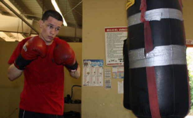 1ro. Box: PONCE DE LEON VS JAYSON VÉLEZ EN NUEVA YORK