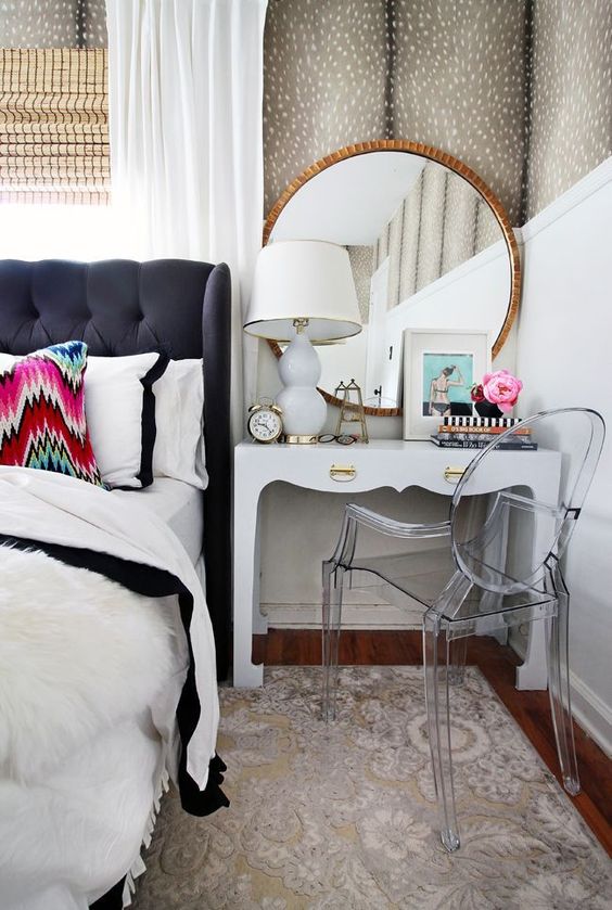 Espelhos no quarto de casal: veja 10 formas de usar e decorar. Blog Achados de Decoração Espelhos no quarto de casal: veja 10 formas de usar e decorar. Blog Achados de Decoração