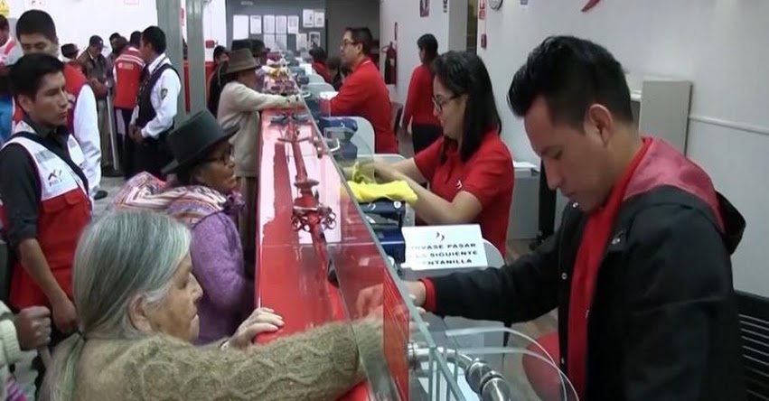 BONO FAMILIAR UNIVERSAL: Se inició entrega de subsidio económico de S/. 760 a los que cuentan con el Registro Nacional de Hogares del RENIEC BONO FAMILIAR UNIVERSAL: Se inició entrega de subsidio económico de S/. 760 a los que cuentan con el Registro Nacional de Hogares del RENIEC