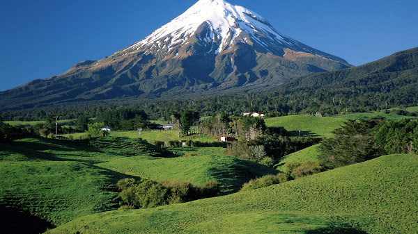 Gunung Sangar: Pesona Alam yang Menakjubkan di Tengah Hutan Kalimantan
