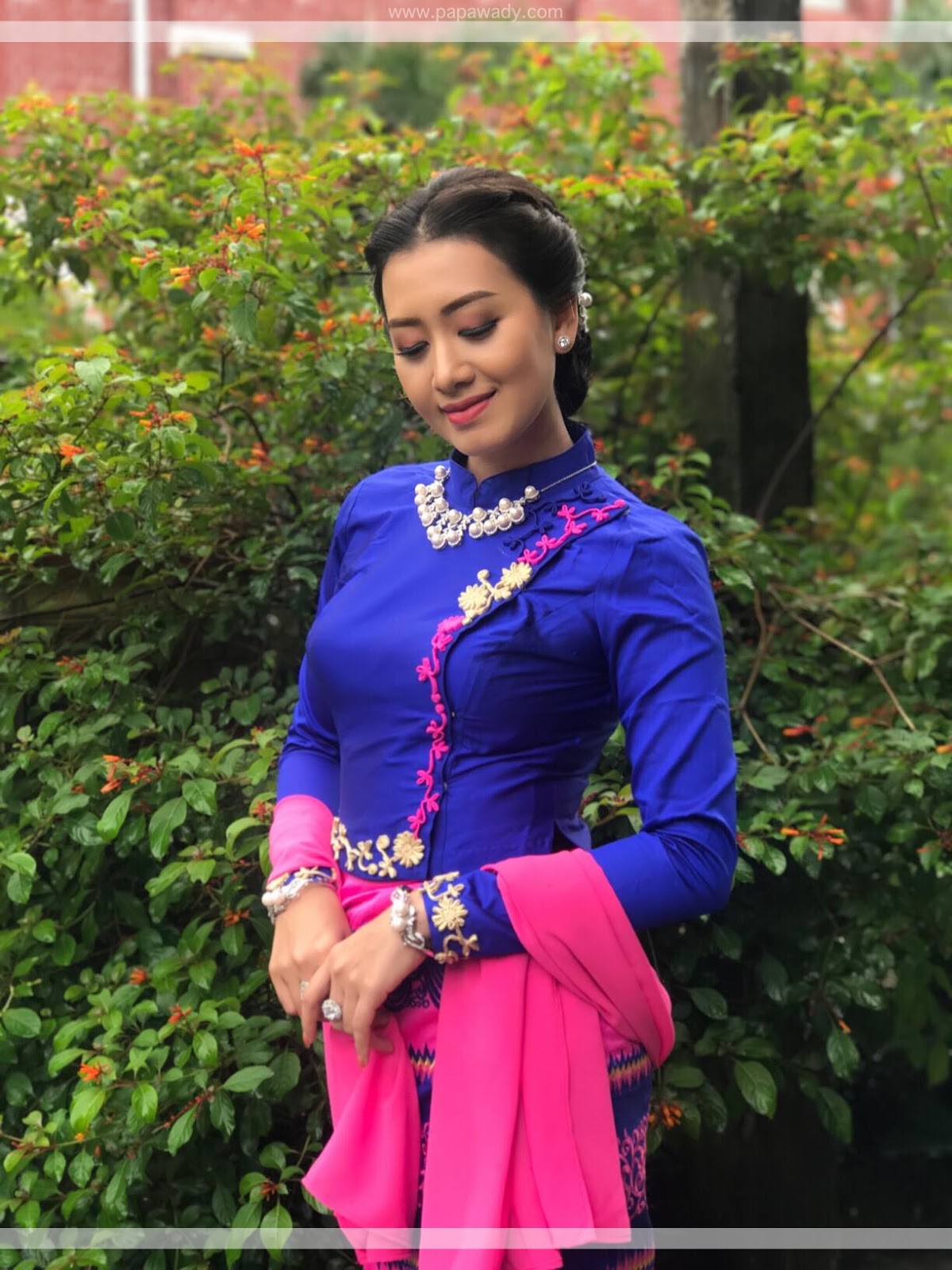 Yu Thandar tin Blue and Pink Color Outfit Style Burmese Dress 