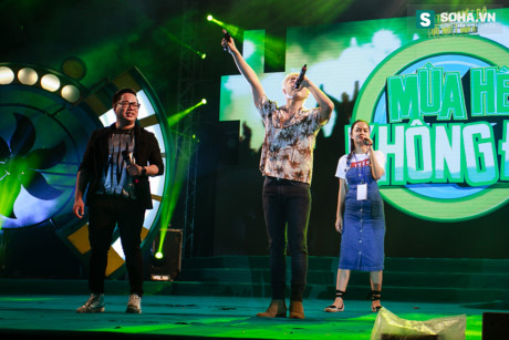 Vu Cat Tuong bat ngo xuat hien cung Son Tung - Anh 3