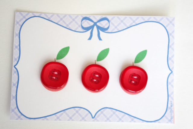 #pommes #bouton #rouge plastique www.CocoFlower.net