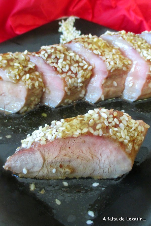 Solomillo de cerdo con salsa Teriyaki y sésamo