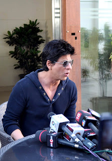 Shahrukh Khan talks about Wankhede Issue with Security Guards 