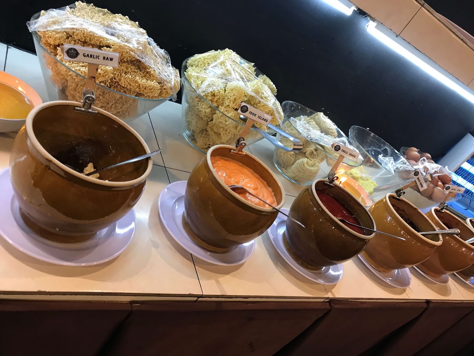 Makan Steamboat & Grill di Restoran Hot Pot King KL