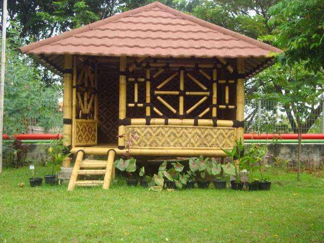Jual saung bambu | jasa perakit rumah bambu | saung kayu kelapa | taman minimalis