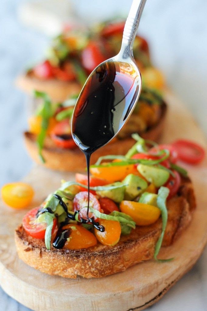 Avocado Bruschetta with Balsamic Reduction | Best chef recipes