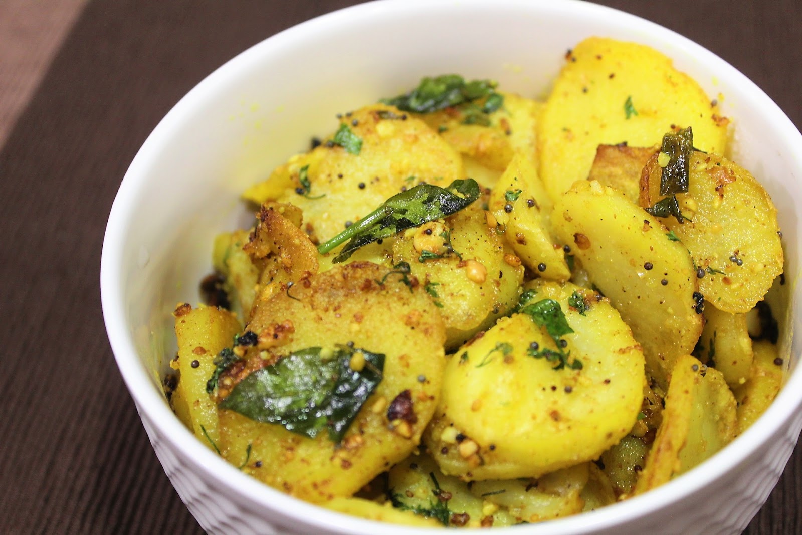 Bataka Nu Suku Shaak Bateta Nu Shaak Gujarati Rasoi