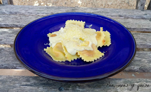 Raviolis con salsa de mermelada de aceituna verde (tradicional o Thermomix)