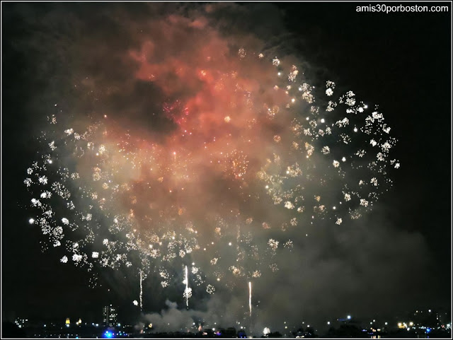 Día de la Independencia 2015 en Boston: Fuegos Artificiales 