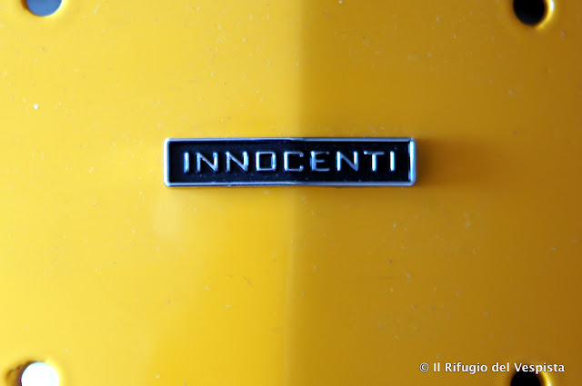 Il Badge Innocenti su Lambretta DL 200