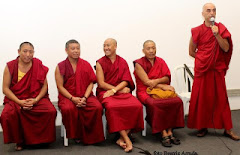 Monges de Shar Ganden  Monastery e da Fundação