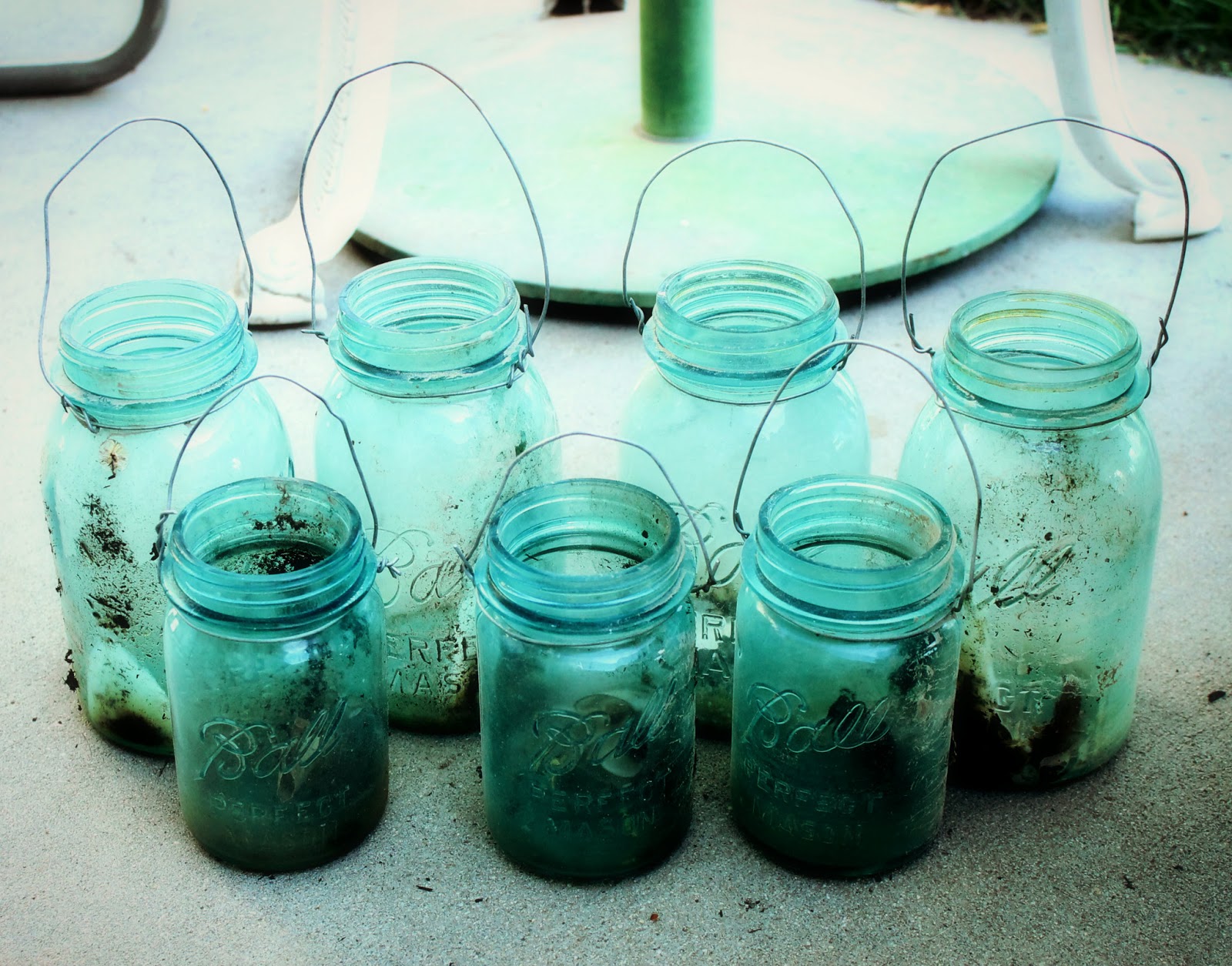 American Honey Home Vintage Lawn Decorations